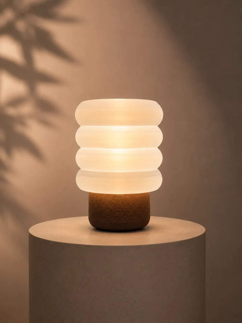 Lampada ondulata da tavolo — foto 1